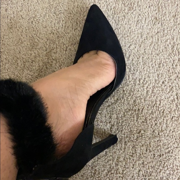 Heels - Picture 1 of 2